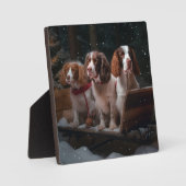 ブリタニースパニエル犬スノウィースリークリスマスデコール フォトプラーク (正面)