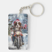 ブリタニースパニエル犬ドッグオートバイクリスマスに乗る キーホルダー (裏面)
