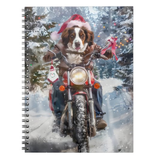 ブリタニースパニエル犬ドッグオートバイクリスマスに乗る ノートブック (正面)