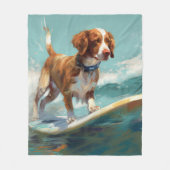 ブリタニースパニエル犬ビーチ絵画サーフィン フリースブランケット (正面)