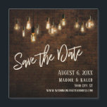 ブリックス エジソン ライツ セーブ・ザ・デート マグネティック カード<br><div class="desc">このモダンでインダストリアルなデザインは、暖かみのあるヴィンテージエジソンライトが上から吊るされた、豊かな茶色のレンガの壁の背景画像を特徴としています。 「Save the Date」という文字をグラフィカルに表現するために、モダンな手書きフォントを使用しました。 このデザインをカスタマイズするために、独自のテキストを簡単に追加できます。 テンプレートフィールドを使用して、個人情報を簡単に入力するだけです。 さらに変更を加えたい場合は、クリックしてカスタマイズを続けると、別々に追加されたレイヤーのいずれかを再配置して、最大のデザイン制御を行うことができます。 特別なリクエストやカスタマイズの支援が必要な場合は、お気軽にお問い合わせください。</div>