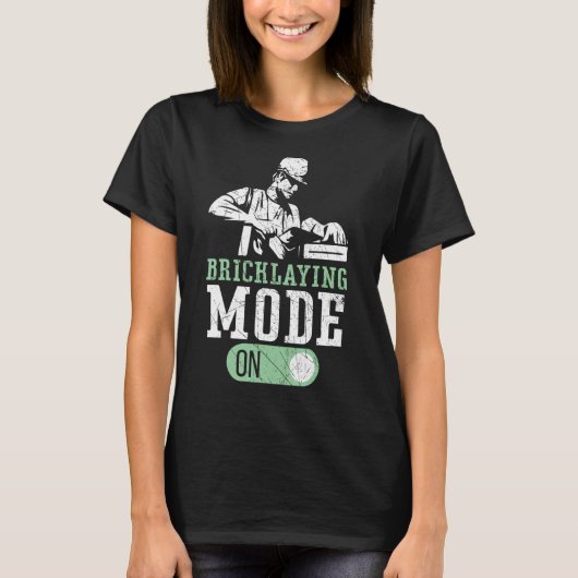 ブリックメイソンのレンガ積みモード建築 Tシャツ (正面)