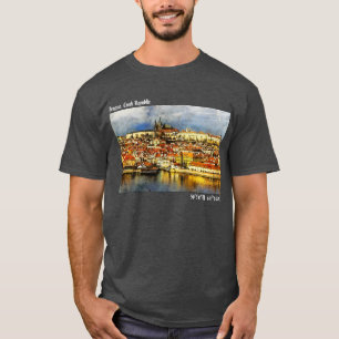 ブリッジタワーからの古い町プラハ（プラハ） Tシャツ