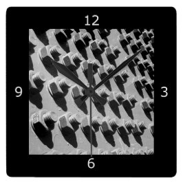 ブリッジナットとボルト スクエア壁時計