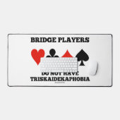 ブリッジ選手はトリスカプホビアを持っていない デスクマット (キーボード&マウス)