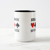 ブリッジ選手は4枚のカードスーツでそれを行う ツートーンマグカップ (中央)