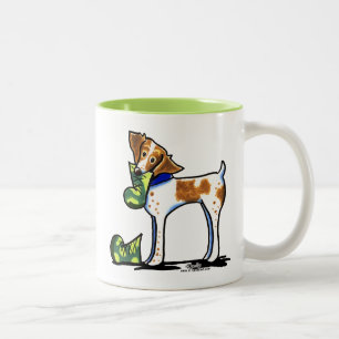 ブリッタニースパニエル犬のカムフラージュのブーツ ツートーンマグカップ