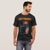 ブリティッシュショートキャットパパ子猫暖炉 Tシャツ (正面フル)