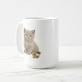 ブリティッシュショートヘアとヤーンボールブリス コーヒーマグカップ (正面左)