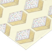 ブリティッシュスクールケーキバニラスライス虹の散水 テーブルクロス (アングル)