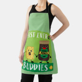 ブリティッシュ・チェダーチーズとピクルス愛好家 エプロン (インサイチュ)