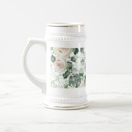ブリデスメイドギフトホワイトローズテーマ パーソナライズされた ビールジョッキ (左)