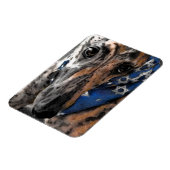 ブリンドルグレイハウンドで彼女のホリデーバンダナ マグネット (左側)