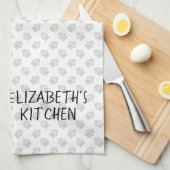 ブリンドルボストンテリア漫画の犬とカスタム文字 キッチンタオル (四つ折り)