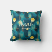 ブリーズブリス – パーソナライズされたティール（緑がかった色）&イエロージオメトリ クッション (正面)