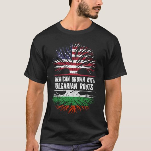 ブルガリアのルーツで育ったアメリカ国旗 Tシャツ (正面)