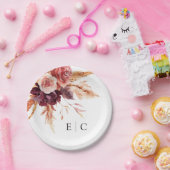 ブルガンディテラコッタ結婚フローラズモノグラム ペーパープレート (パーティー)