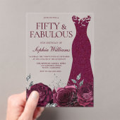 ブルガンディマルーンドレス&フローラ50誕生日 アクリル招待状 (インサイチュ (ポータブル))