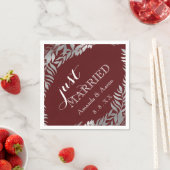 ブルガンディマルーンフローラグレイたった今結婚しました スタンダードカクテルナプキン (インサイチュ)
