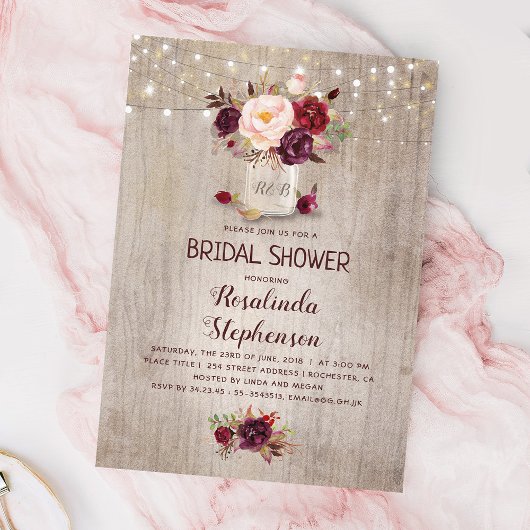 ブルガンディレッドフローラメイスンジャー素朴ブライダルシャワー 招待状