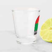 ブルキナファソ国旗のエンブレム動揺してヴィンテージ ショットグラス (左)