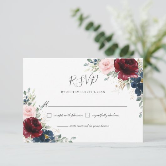ブルグンディエレガント赤面ネイビーブルーフローラズ結婚 出欠カード (スタンド正面)