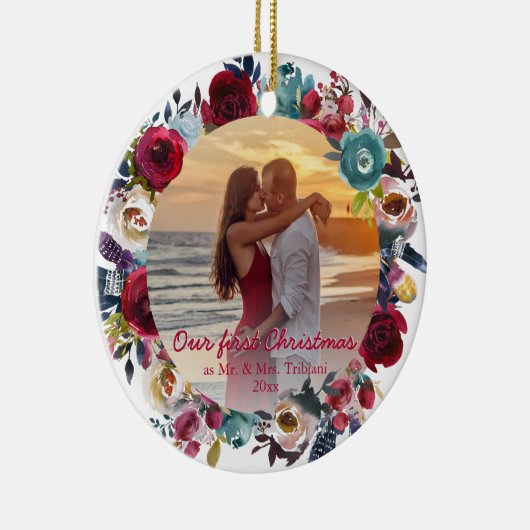 ブルゴーニモダンー海軍フローラ私たちの初めてのクリスマス セラミックオーナメント (右)