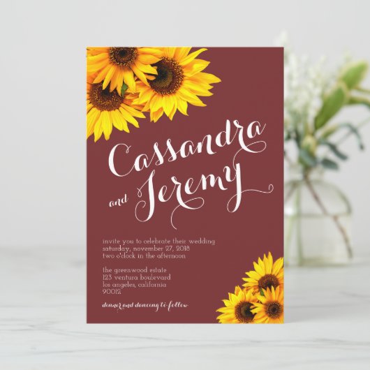 ブルゴーニュとイエローサンフラワーの結婚式招待状 招待状 (スタンド正面)