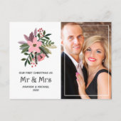 ブルゴーニュとピンクのフローラ私たちの初めてのクリスマス写真 シーズンポストカード (正面)