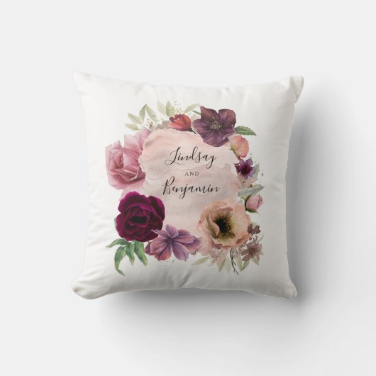 ブルゴーニュと埃っぽいバラヴィンテージフローラ水彩 クッション (正面)