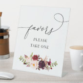 ブルゴーニュと赤面の水の色の花は標識を好む 台座サイン (インサイチュ)