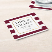 ブルゴーニュと金ゴールドストライプのの結婚紙コースター スクエアペーパーコースター (アングル)