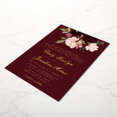 ブルゴーニュと金ゴールドフローラエレガントな結婚式 箔招待状 (回転した状態)