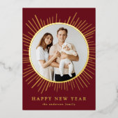 ブルゴーニュと金ゴールド日が差すことハッピーニューイヤー写真 箔シーズンカード (正面)