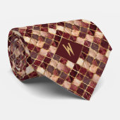 ブルゴーニュと金ゴールド水彩幾何学模様 ネクタイ (ロール)