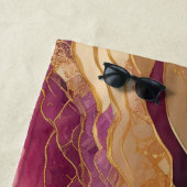 ブルゴーニュと金ゴールド水彩抽象芸術風景 ビーチタオル (インサイチュ)