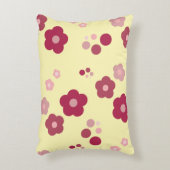 ブルゴーニュの花 アクセントクッション (正面(垂直))