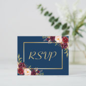 ブルゴーニュフローラ金ゴールドネイビーブルーウェディングRSVP返信 インビテーションポストカード (スタンド正面)