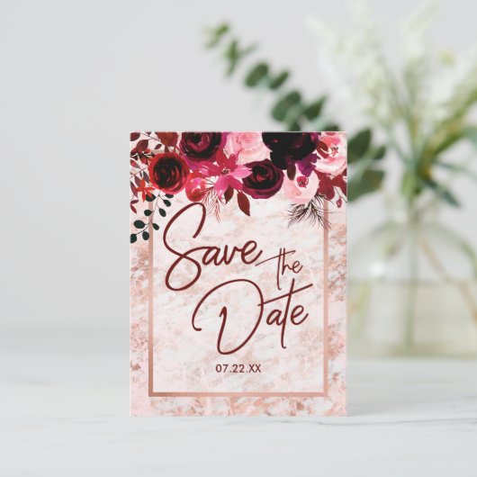 ブルゴーニュフローラ&バラ金ゴールド結婚式の日付を保存 案内ポストカード (スタンド正面)