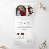 ブルゴーニュ海軍ブルー赤面フローラ写真結婚の写真 三つ折り案内状 (内部)