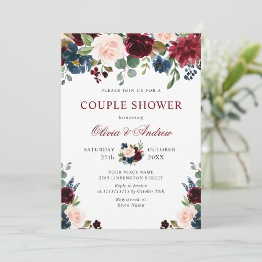 ブルゴーニュ海軍ブルー赤面花カップルのシャワー 招待状 (スタンド正面)