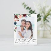 ブルゴーニュ赤面ネイビーPHOTOウェディングデートを保存 ポストカード (スタンド正面)