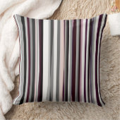 ブルゴーニュ、ピンク、グレーの抽象芸術ストライプ クッション (ブランケット)