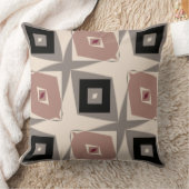 ブルゴーニュ、ブラック、メイブ、グレーの幾何学的 クッション (ブランケット)