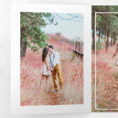 ブルゴーニュ – マルサラとバラ金ゴールドフローラ結婚ズ 三つ折り招待状 (内部最初)