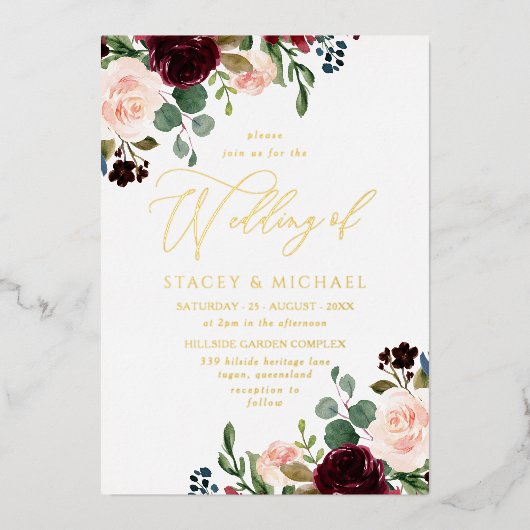 ブルゴーニュ&赤面ウォーターカラーエレガントなウェディング金ゴールド 箔招待状 (正面)