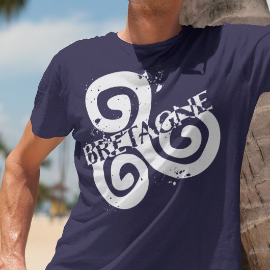 ブルターニュブリタニトリスケレトリスケリオンセロティックデザイン Tシャツ