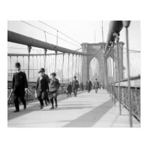 ブルックリン橋の歩行者たち 1909年 復刻写真