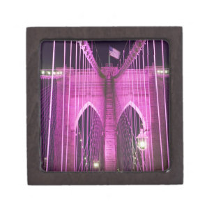 ブルックリン橋のLitの紫色 ギフトボックス