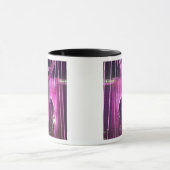 ブルックリン橋のLitの紫色 マグカップ (中央)